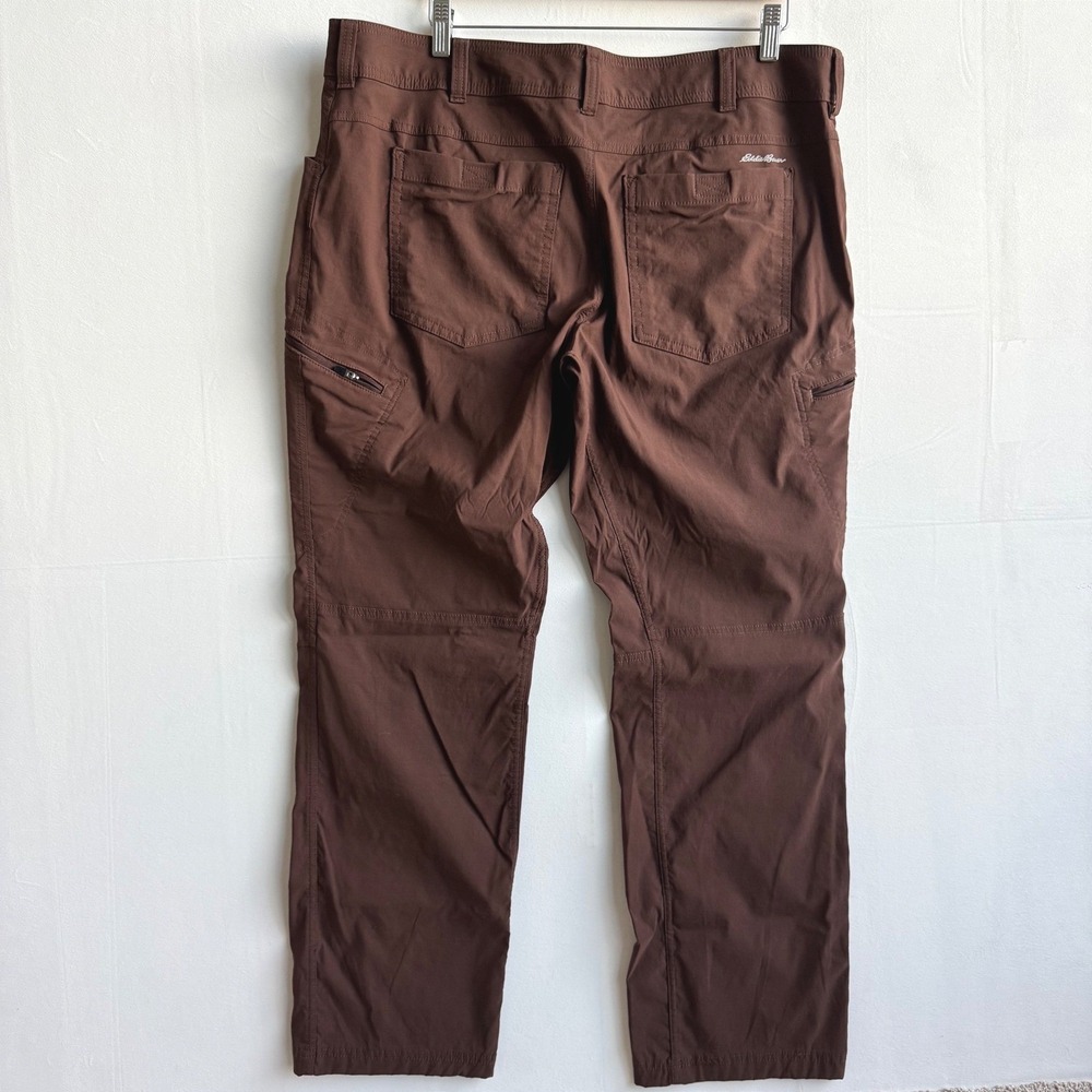 Eddie Bauer First Ascent Guide Pro Pants Mens 40x32 Brown Hiking Outdoor Utility - Picture 7 of 11